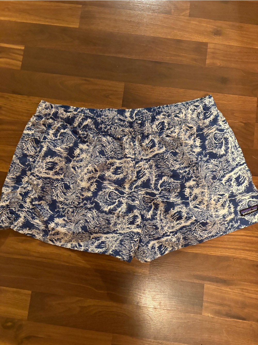 Women’s Patagonia Baggies - Wave Pattern